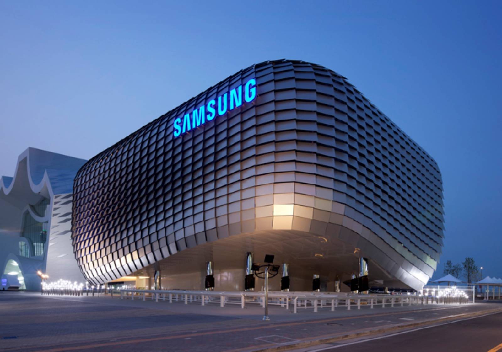 Ремонт бытовой техники и электроники Samsung (Самсунг)
